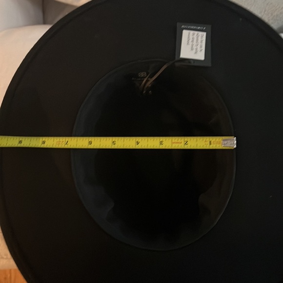 Hendrix hat - Picture 3 of 3